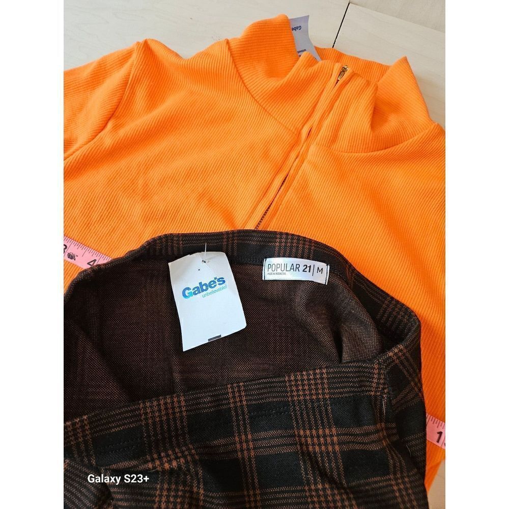 NWT Skirt Set - Picture 6 of 8